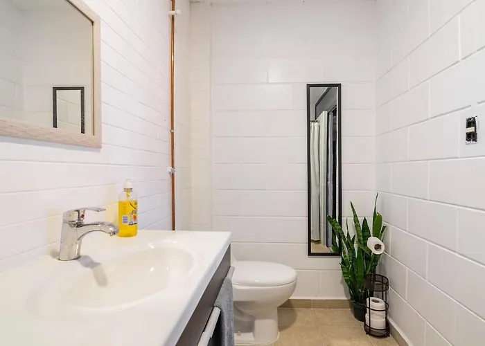2 Connected Apts 18 Guests In 1st Floor Roma Nte *
